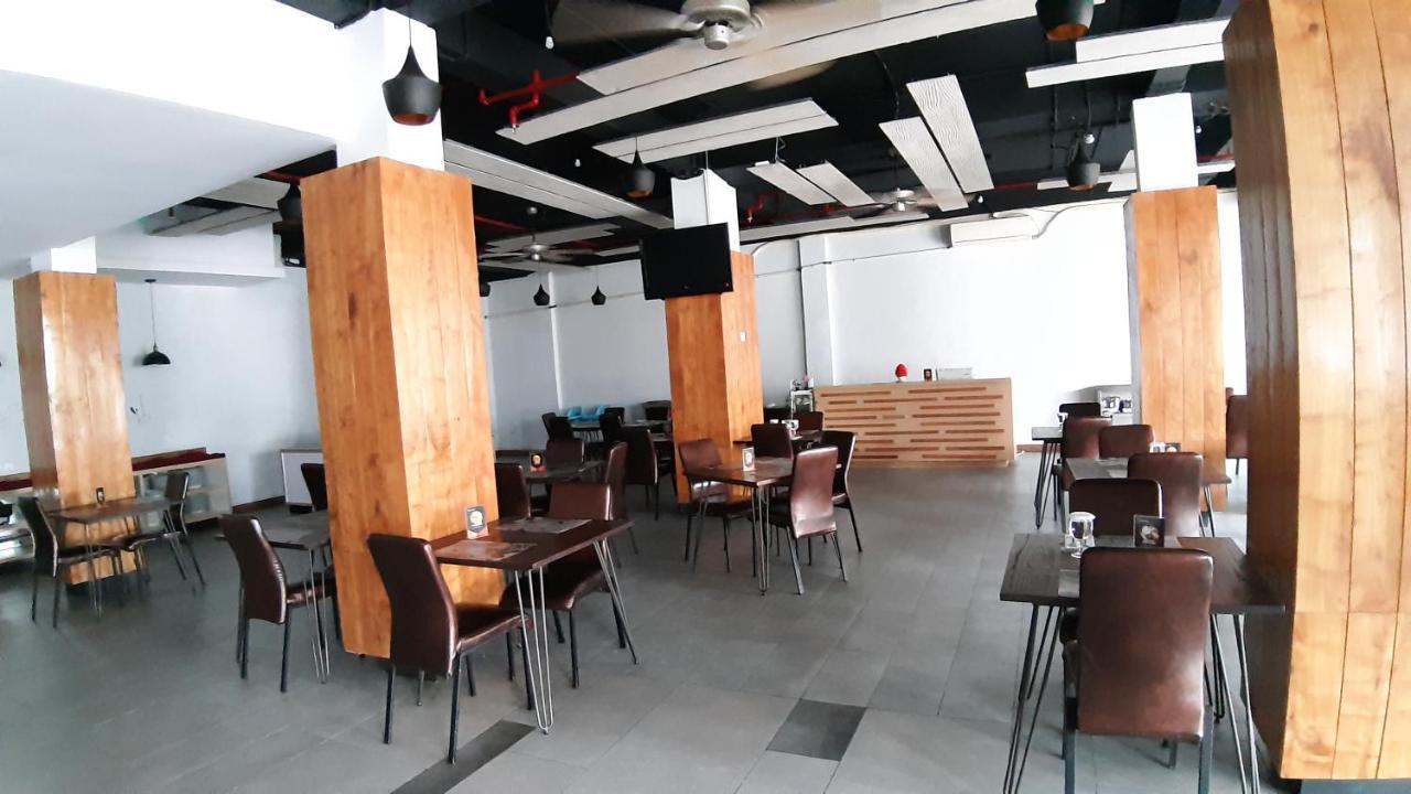 Xtra Hotel Bengkulu Exterior photo