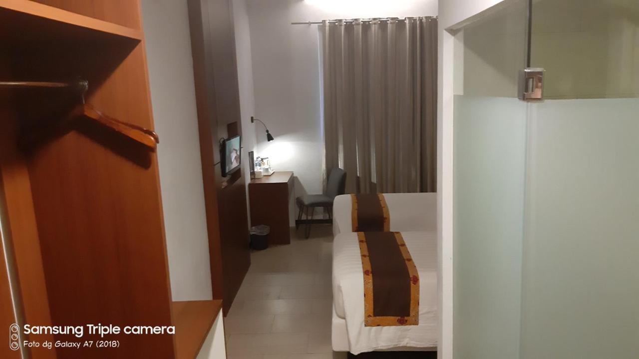 Xtra Hotel Bengkulu Exterior photo
